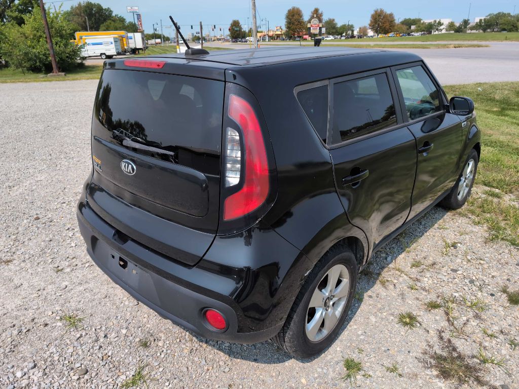 2017 Kia Soul Image 6