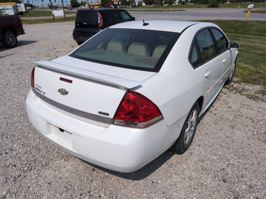 2011 Chevrolet Impala Image 6