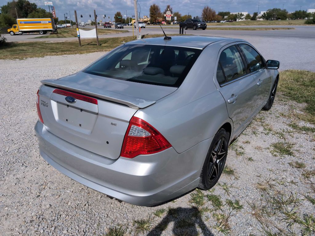 2010 Ford Fusion Image 3
