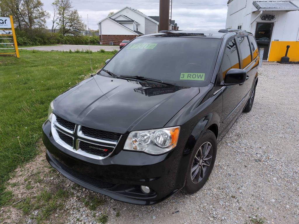 2017 Dodge Grand Caravan Image 4