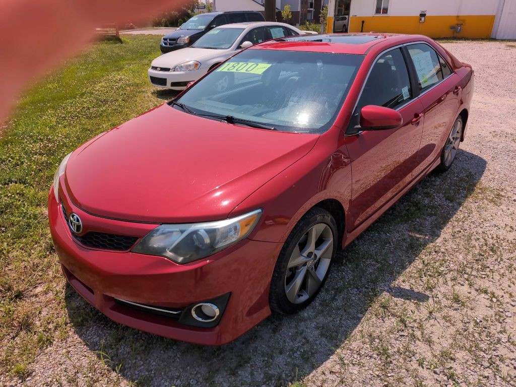 2012 Toyota Camry Image 4