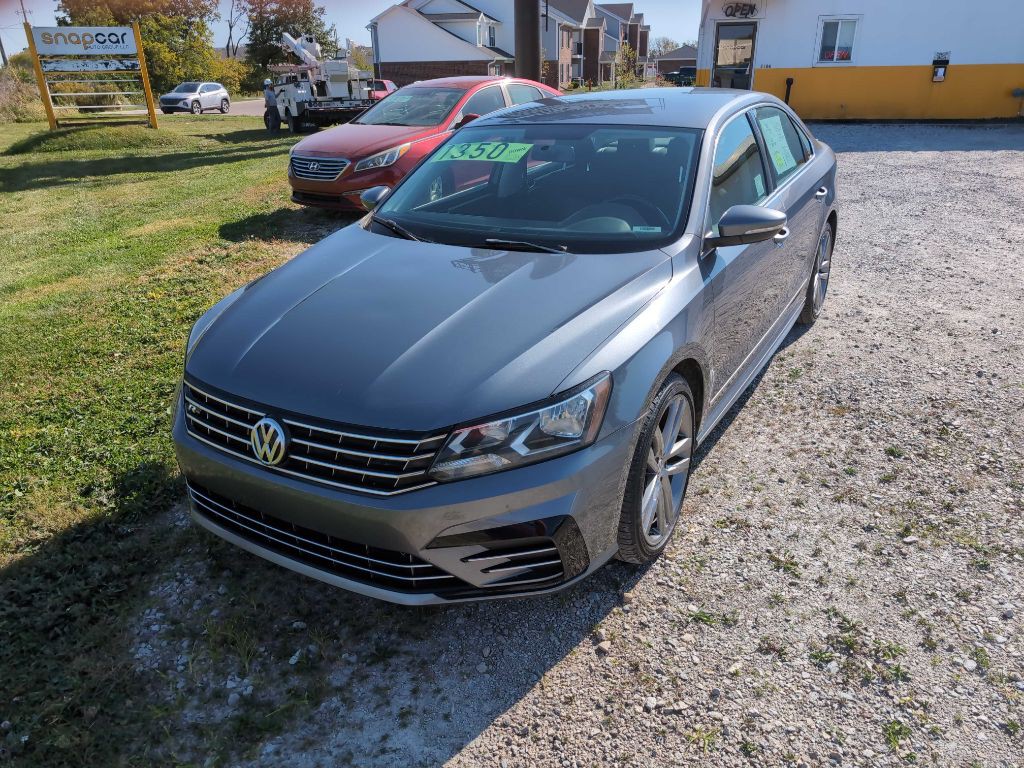 2016 Volkswagen Passat Image 2