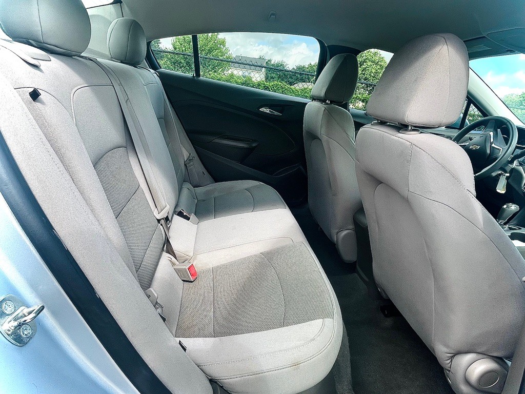 2017 Chevrolet Cruze Image 17