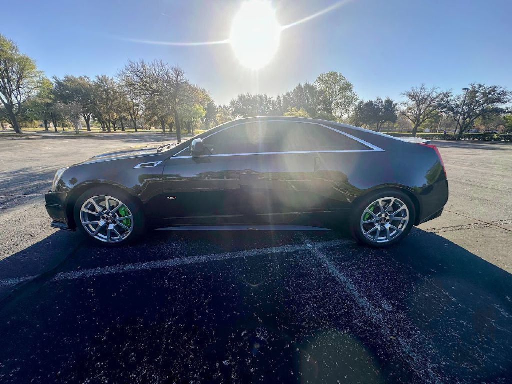 2011 Cadillac CTS Image 4