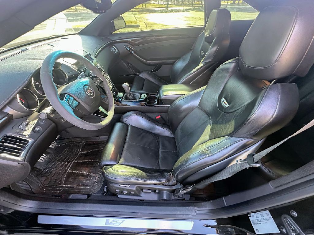 2011 Cadillac CTS Image 9