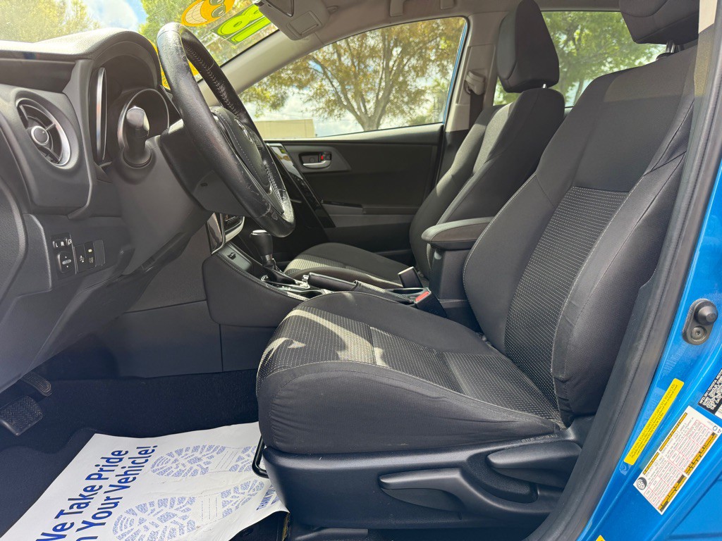 2018 Toyota Corolla Image 9