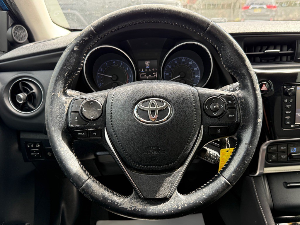 2018 Toyota Corolla Image 12