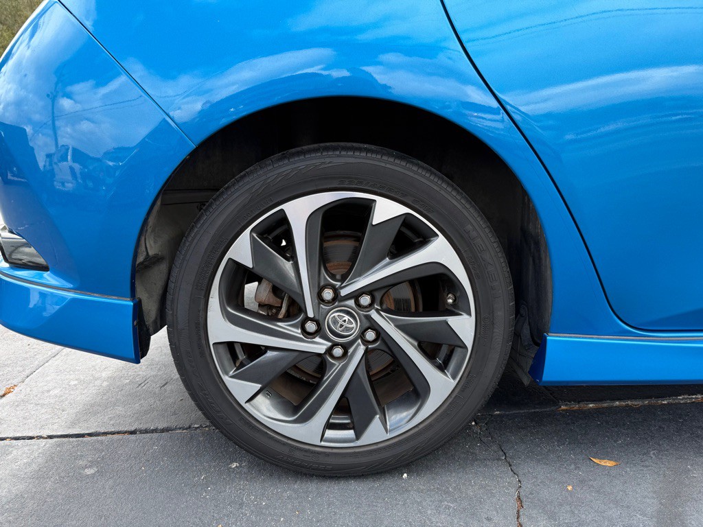 2018 Toyota Corolla Image 28