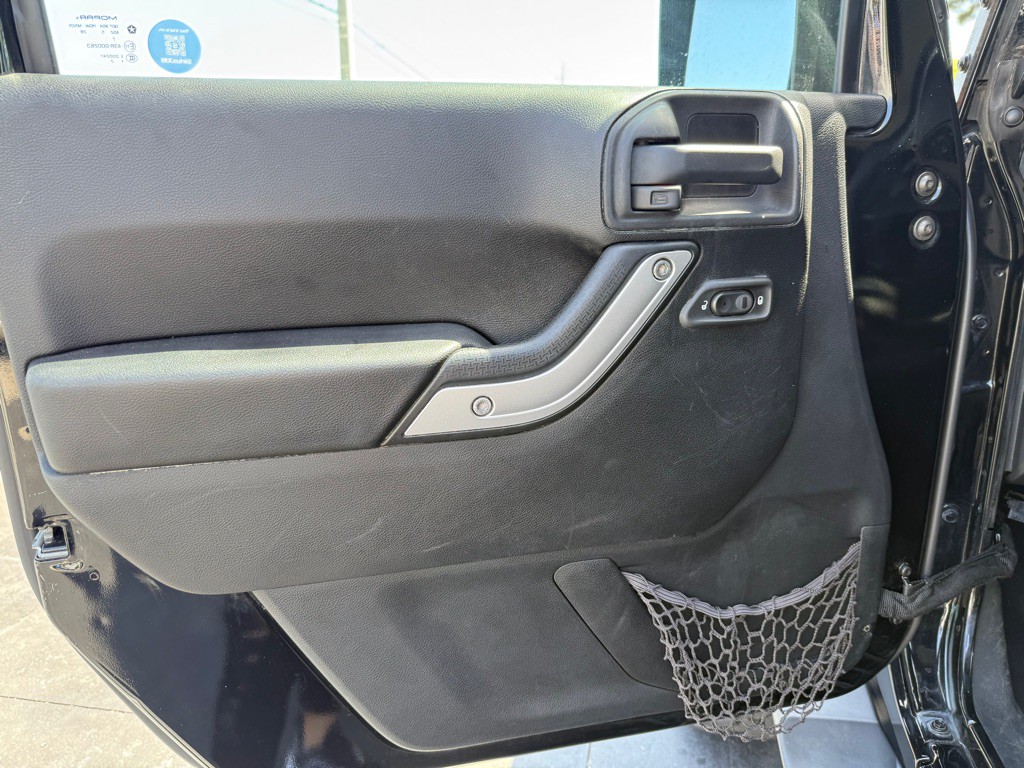 2015 Jeep Wrangler Unlimited Image 8