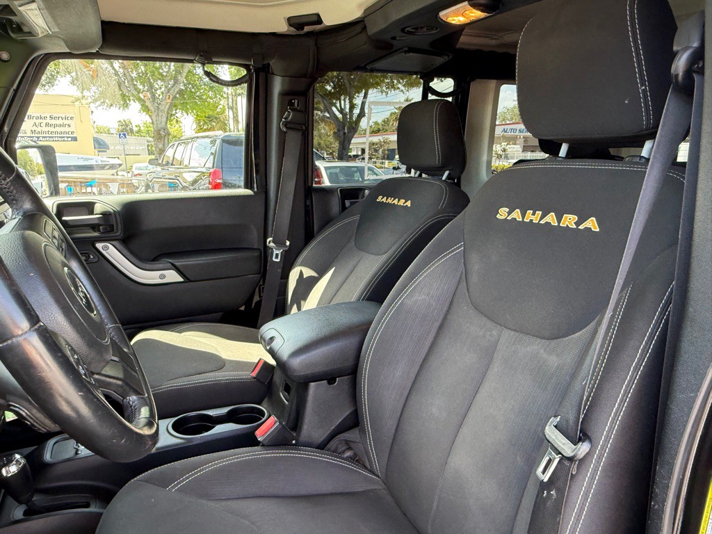2015 Jeep Wrangler Unlimited Image 11