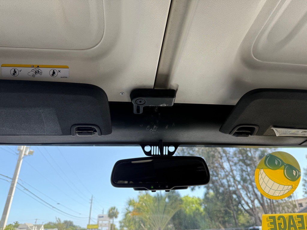 2015 Jeep Wrangler Unlimited Image 15