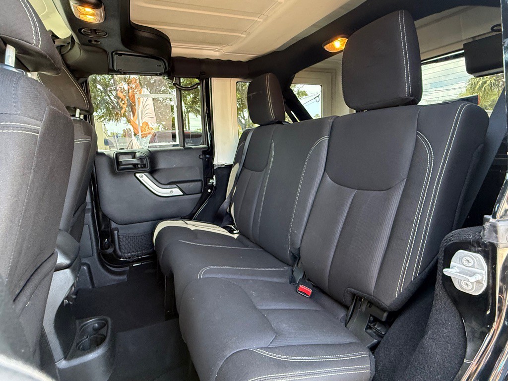 2015 Jeep Wrangler Unlimited Image 22