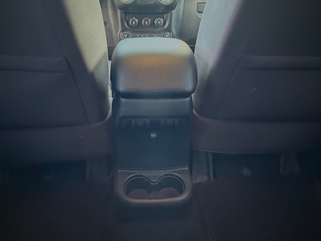 2015 Jeep Wrangler Unlimited Image 23