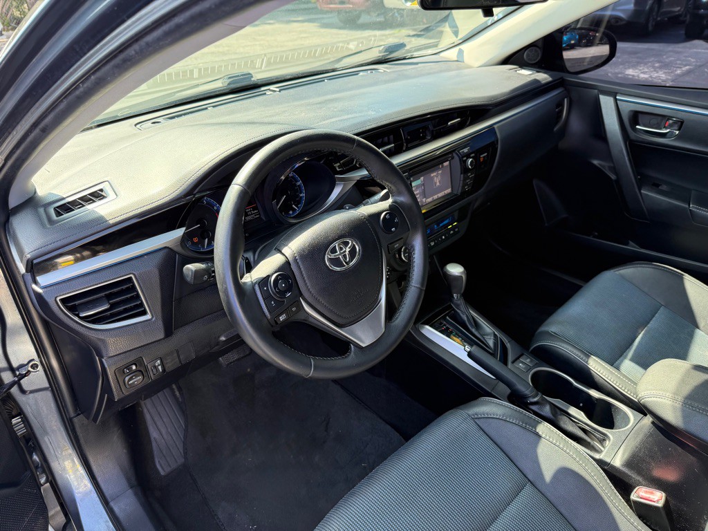 2014 Toyota Corolla Image 10