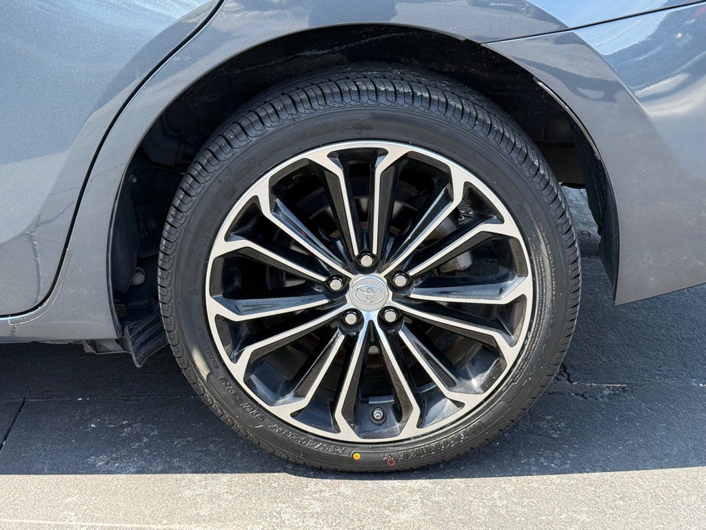 2014 Toyota Corolla Image 25