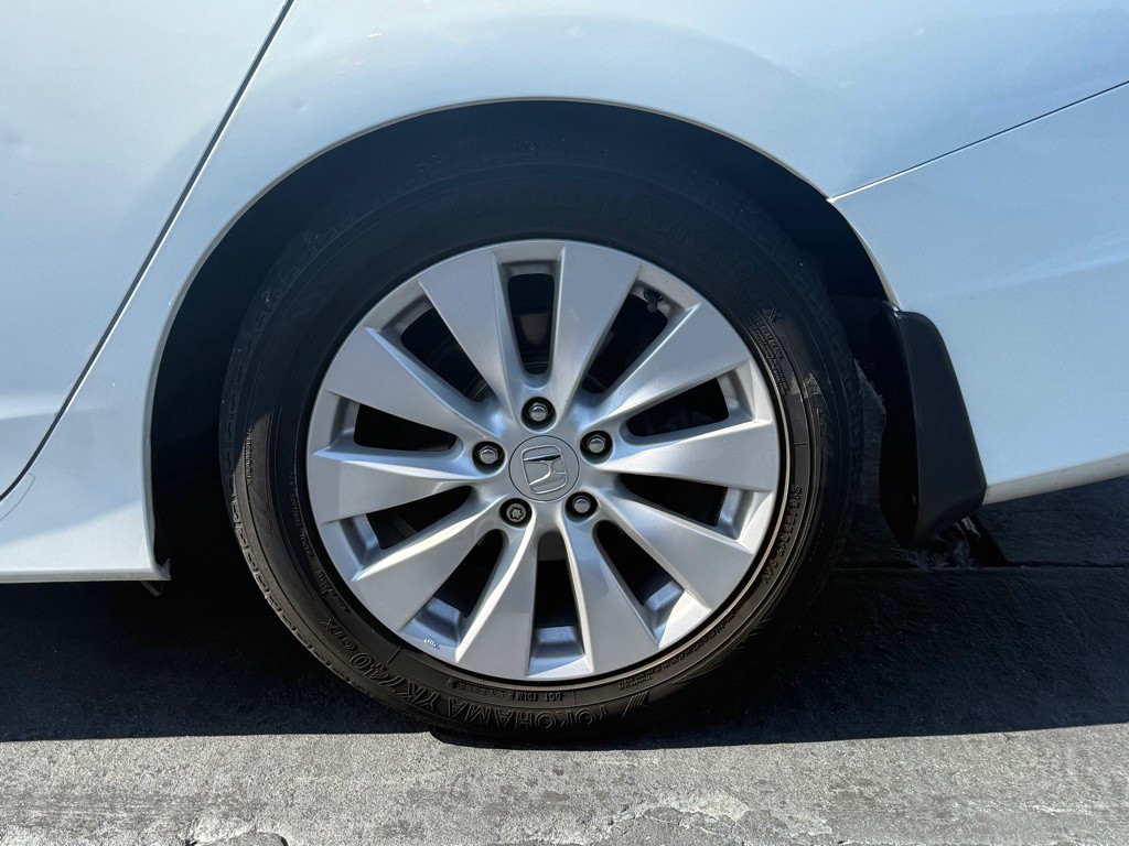 2014 Honda Accord Image 28