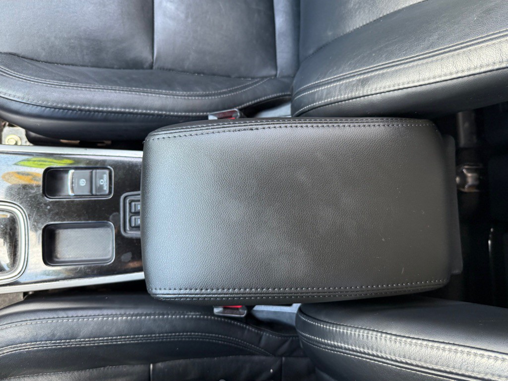 2020 Mitsubishi Outlander Image 19