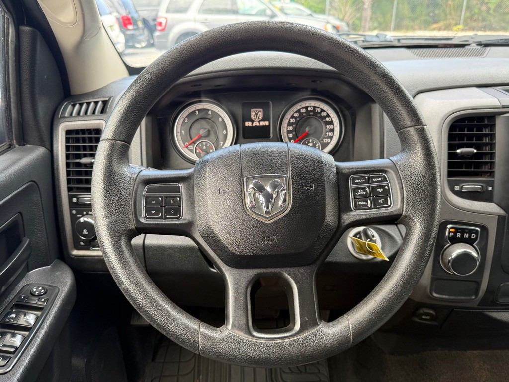 2015 RAM 1500 Image 13