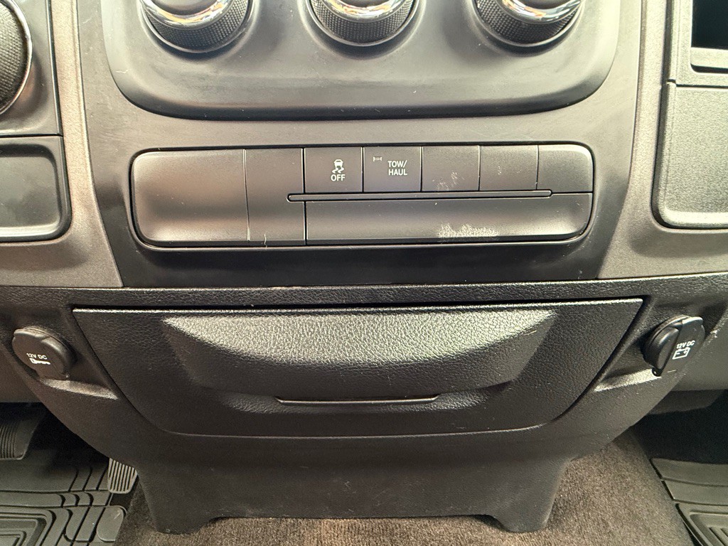 2015 RAM 1500 Image 16