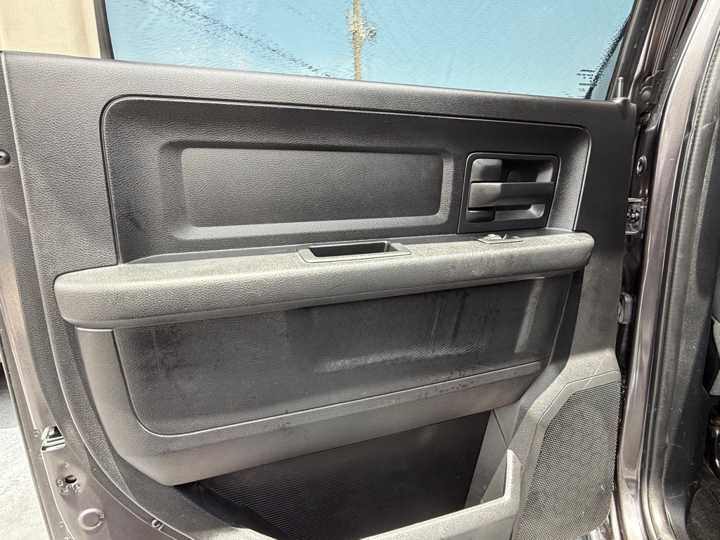 2015 RAM 1500 Image 23