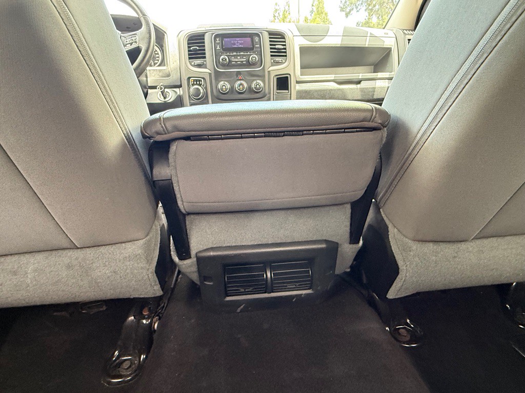 2015 RAM 1500 Image 25