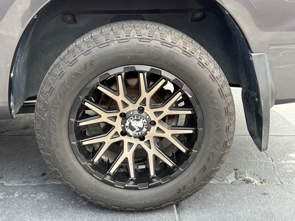 2015 RAM 1500 Image 28