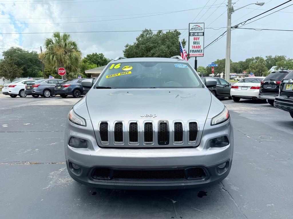 2016 Jeep Cherokee Image 2