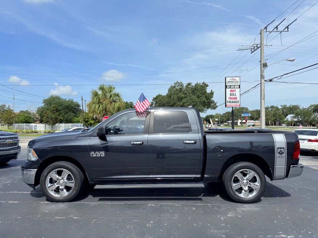 2015 RAM 1500 Image 4
