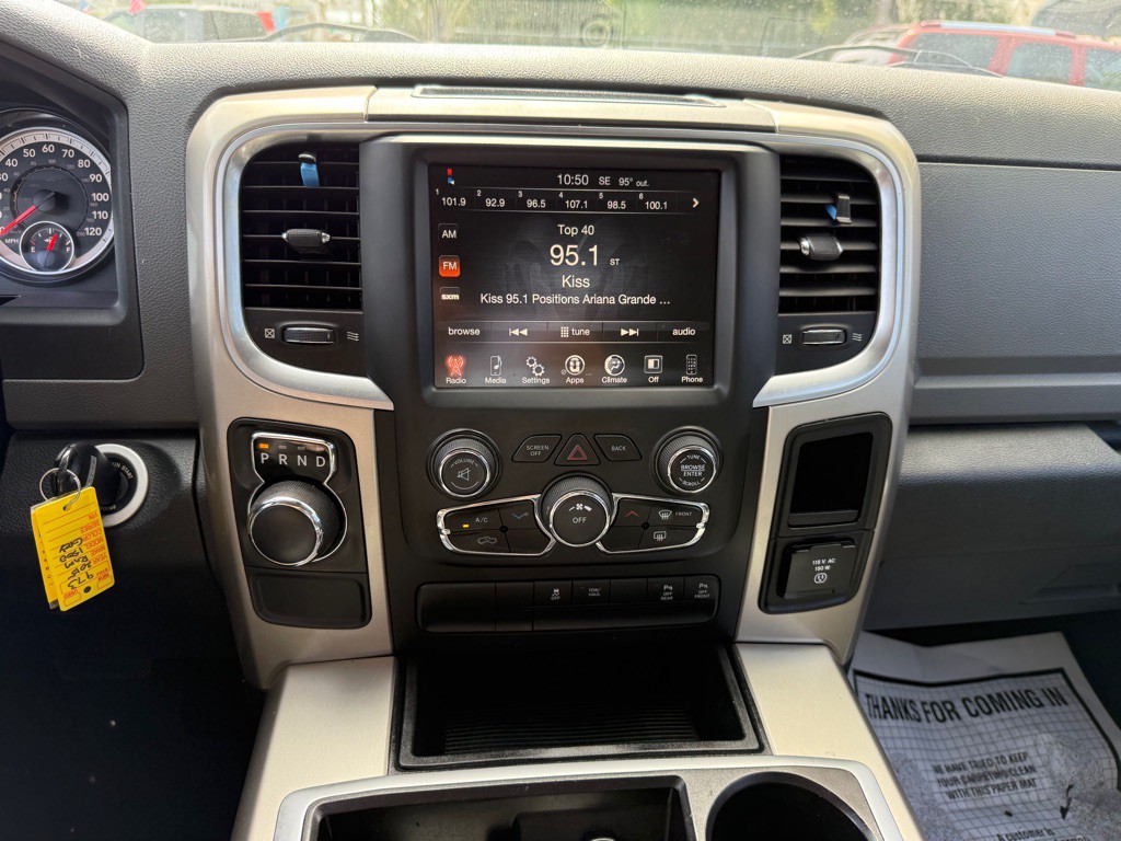 2015 RAM 1500 Image 15