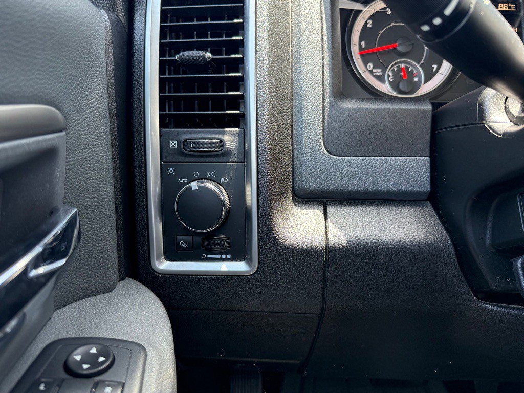2020 RAM 1500 Image 12