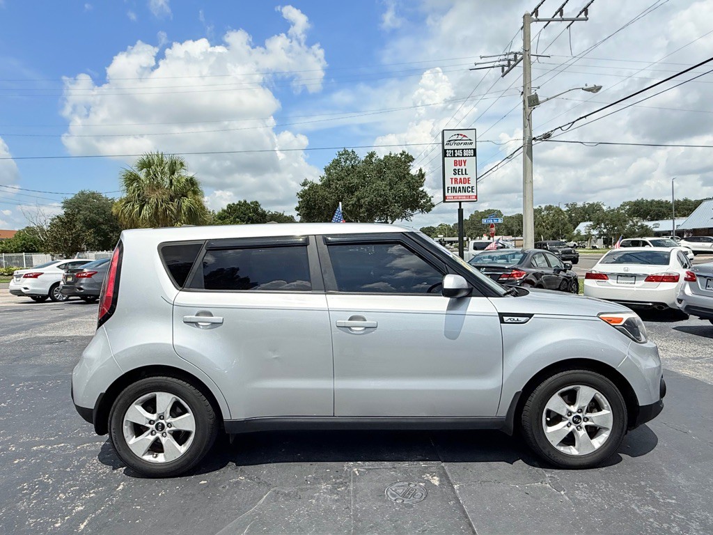 2018 Kia Soul Image 3