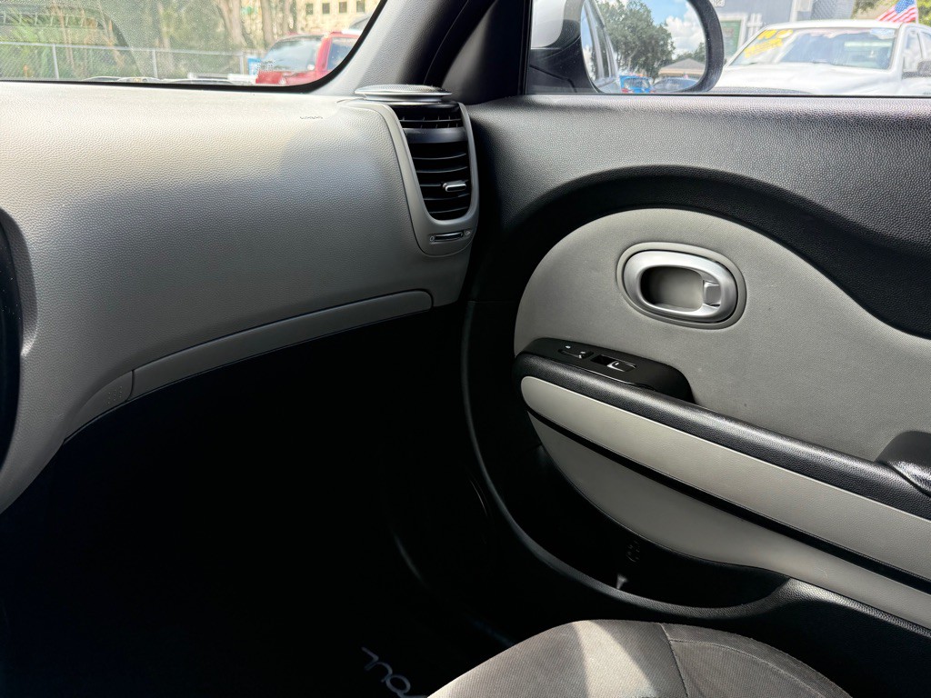 2018 Kia Soul Image 14