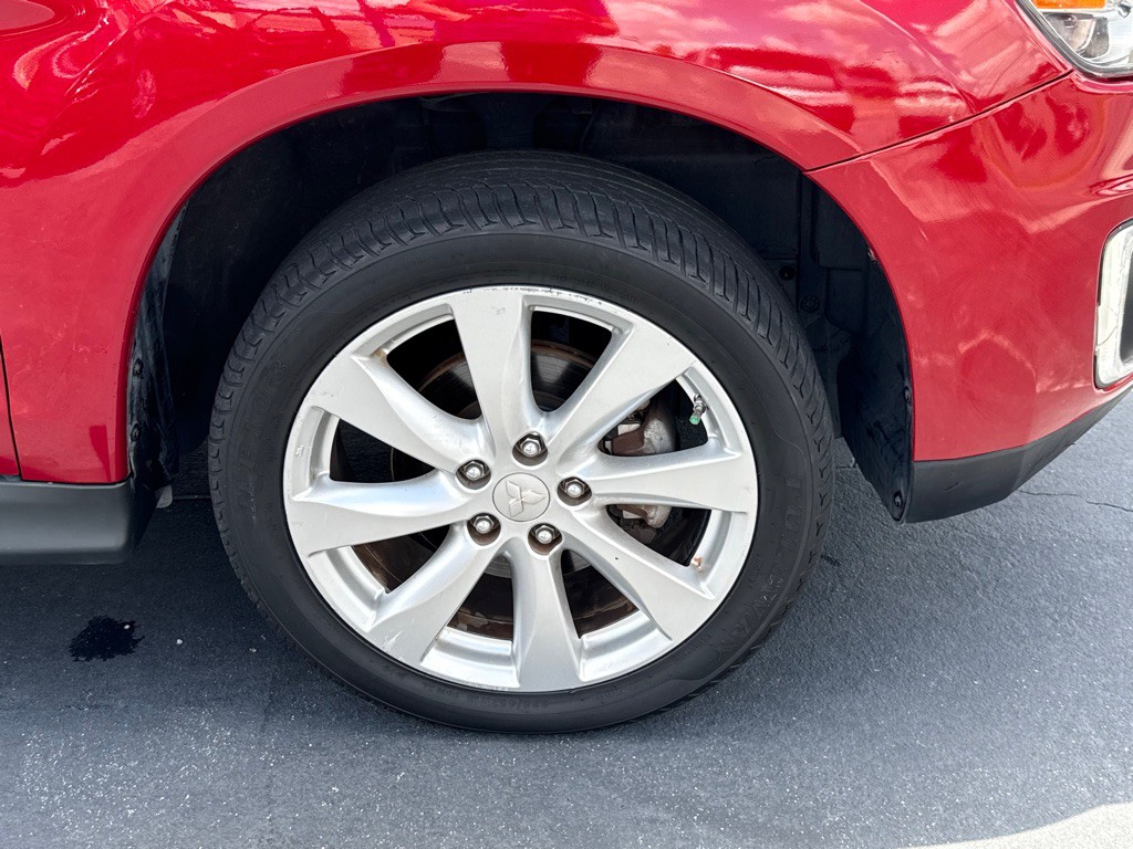 2015 Mitsubishi Outlander Image 29