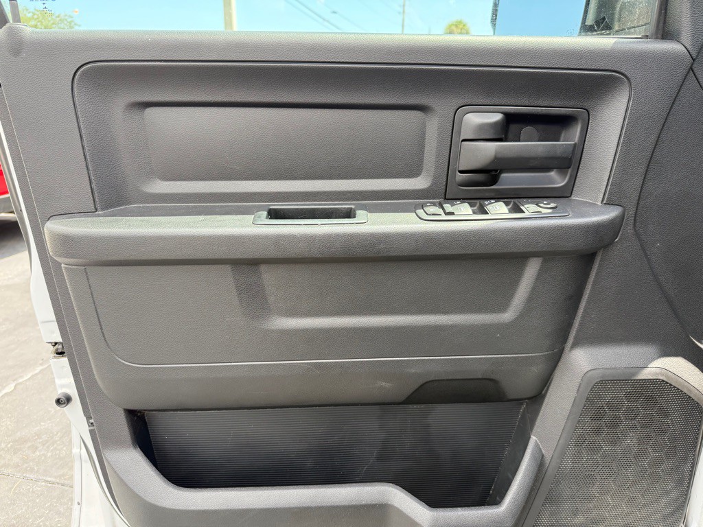 2017 RAM 1500 Image 7