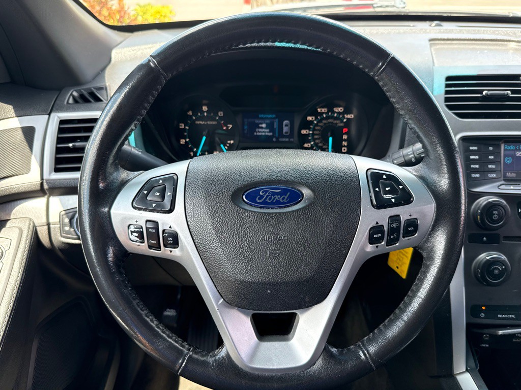 2012 Ford Explorer Image 13