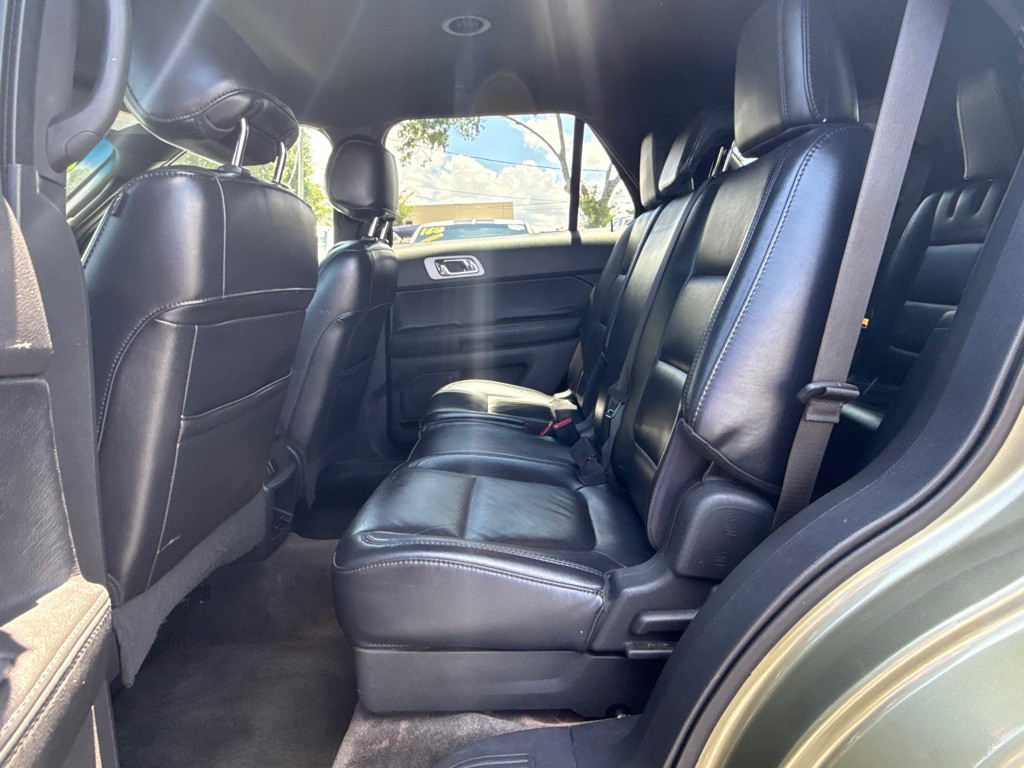 2012 Ford Explorer Image 23
