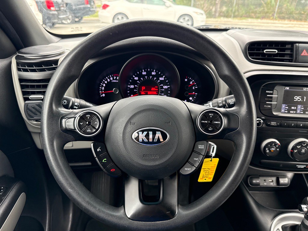 2017 Kia Soul Image 11