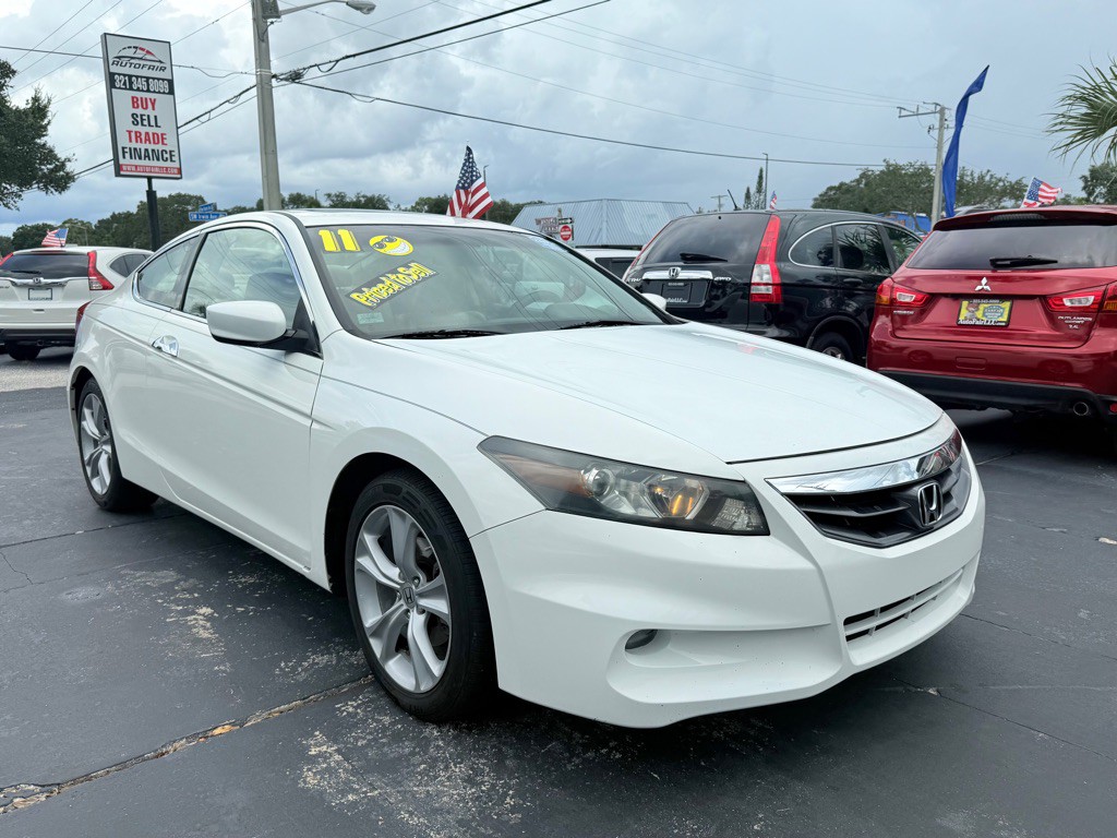 2011 Honda Accord Image 1