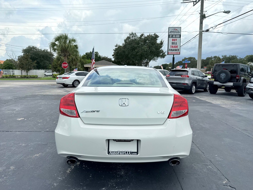 2011 Honda Accord Image 5