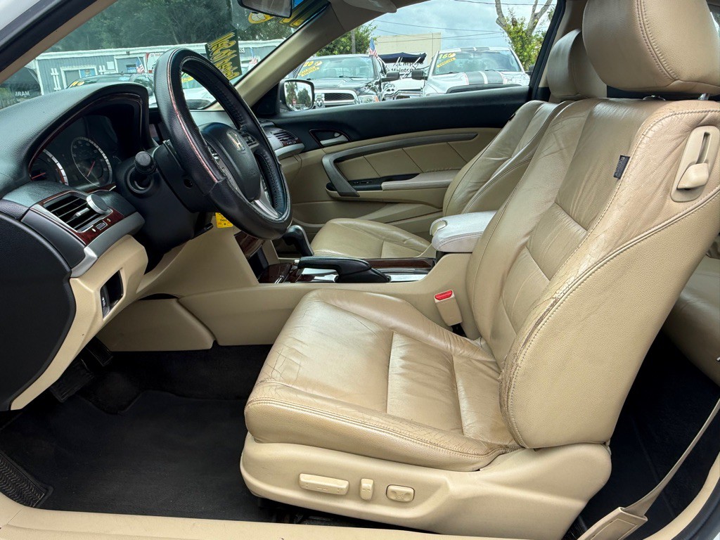 2011 Honda Accord Image 10