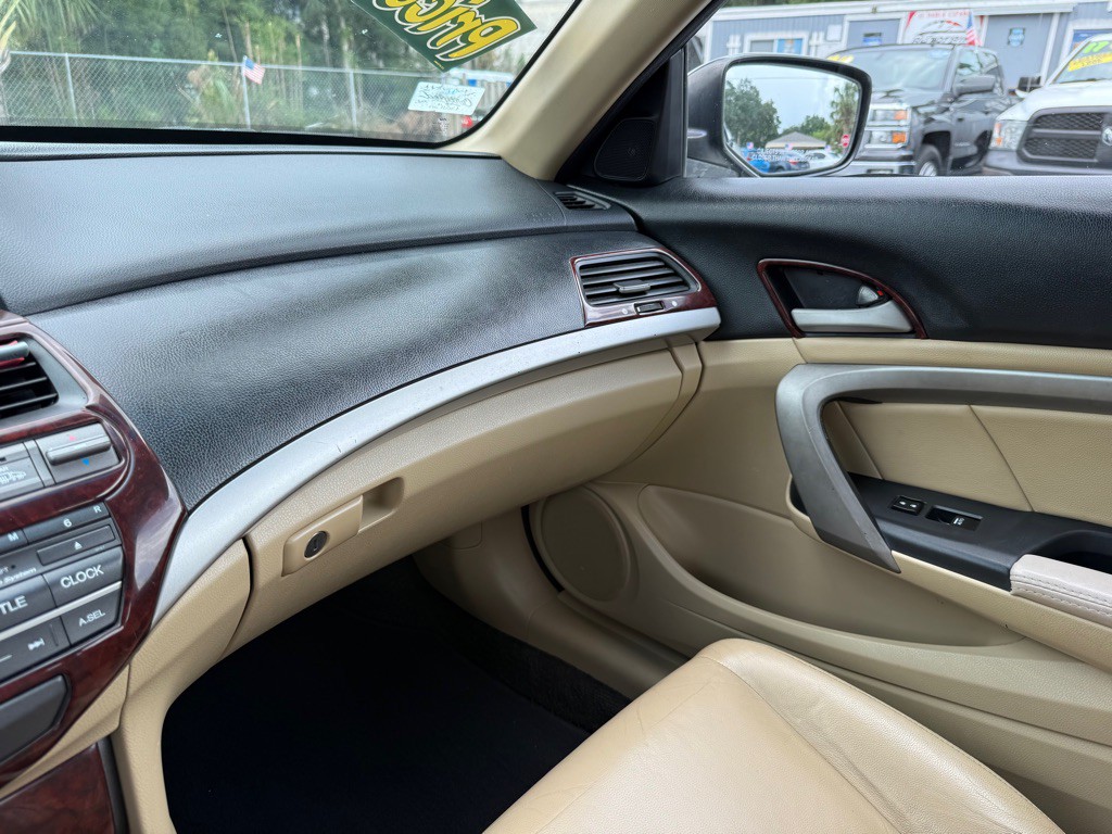 2011 Honda Accord Image 15