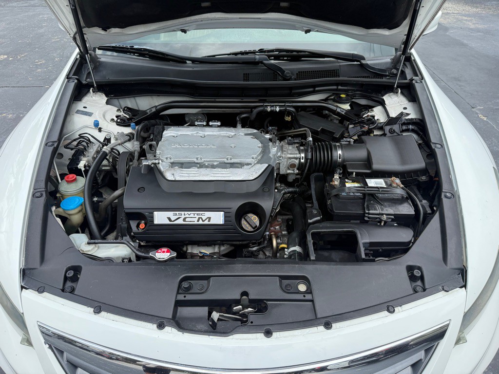 2011 Honda Accord Image 25