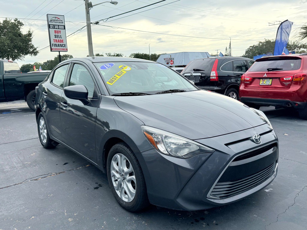 2018 Toyota Yaris Image 1