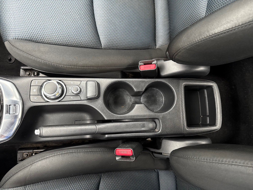2018 Toyota Yaris Image 17