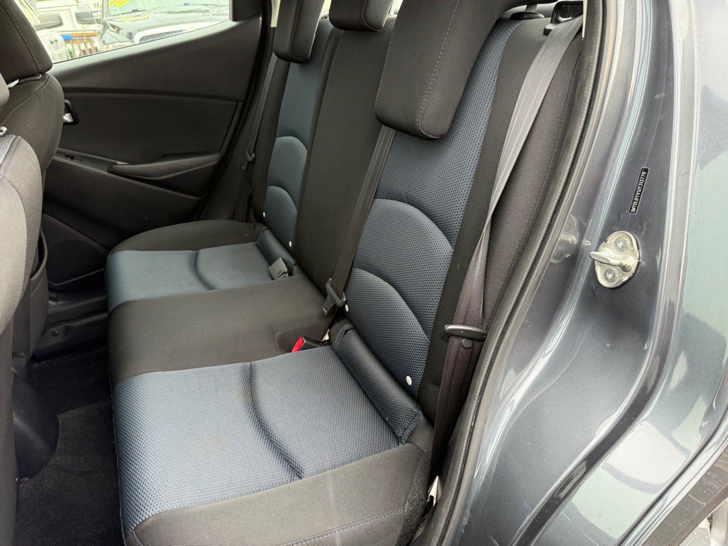 2018 Toyota Yaris Image 20