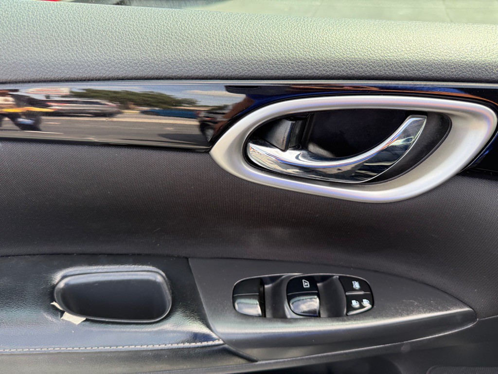 2018 Nissan Sentra Image 8