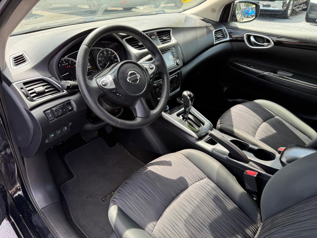 2018 Nissan Sentra Image 9