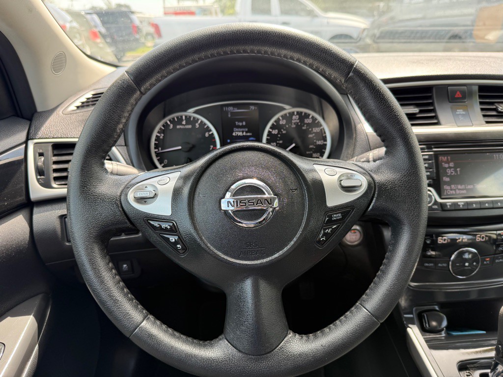 2018 Nissan Sentra Image 12