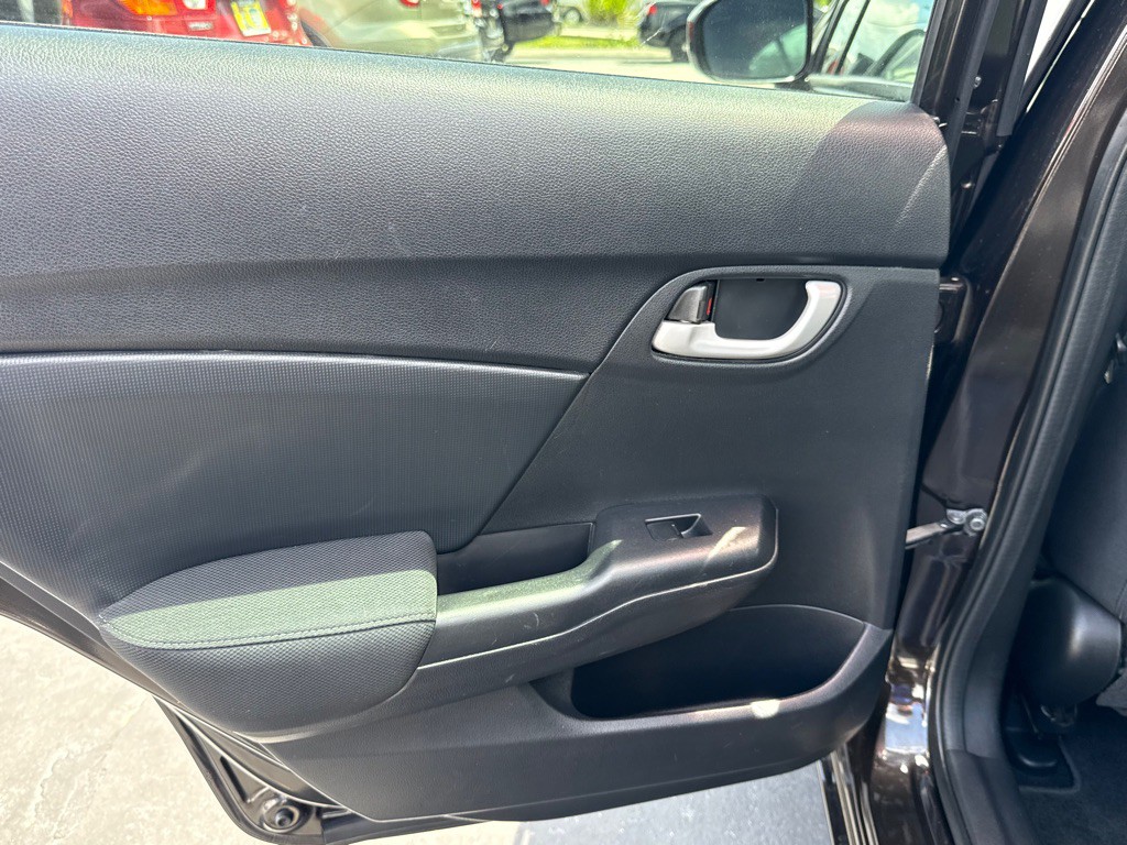 2014 Honda Civic Image 24