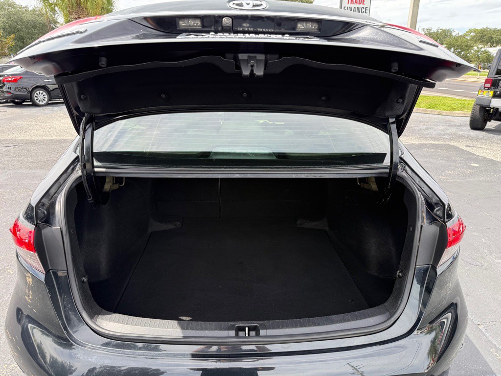 2020 Toyota Corolla Image 6